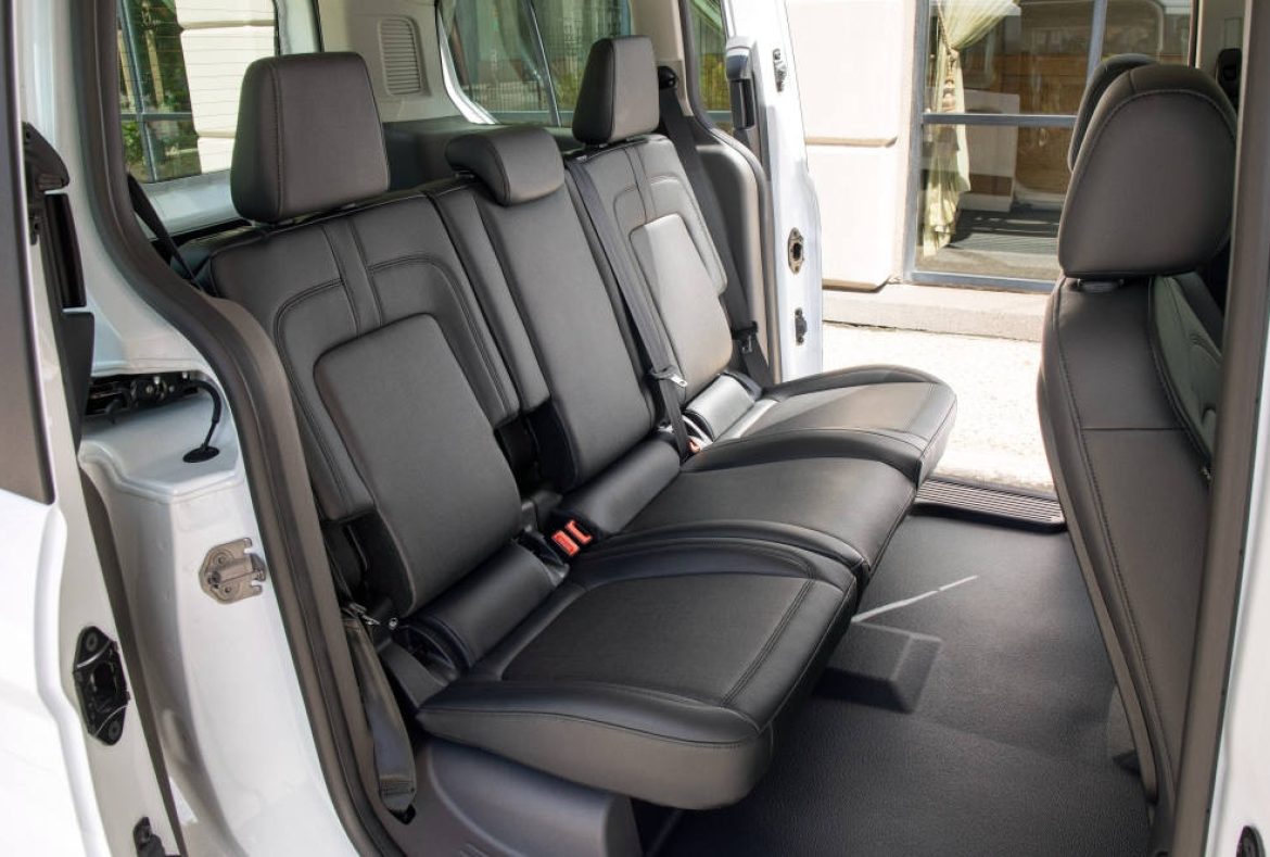Ford Transit Connect Combi, posti posteriori taxi - 01