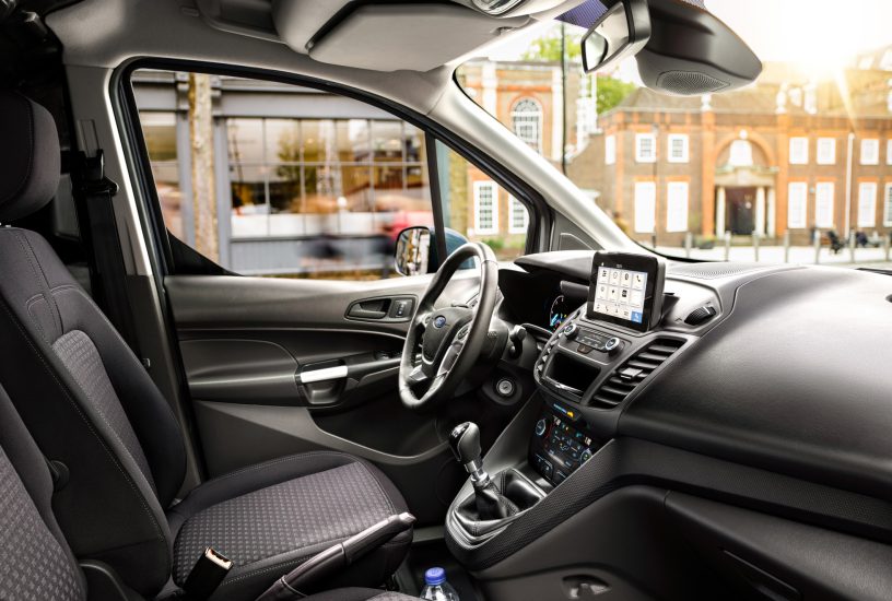 ford-transit-connect-restyling-interni
