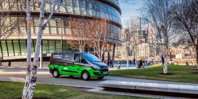 Ford Transit Custom Hybrid Plug-in: primi test a Londra in attesa del lancio