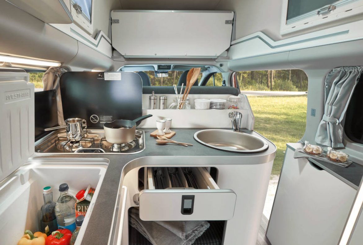 Ford Transit Custom Nugget – foto di interni ed esterni - Mezzi Commerciali