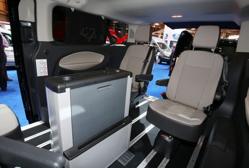 ford-transit-custom-abitacolo-birmingham-2017