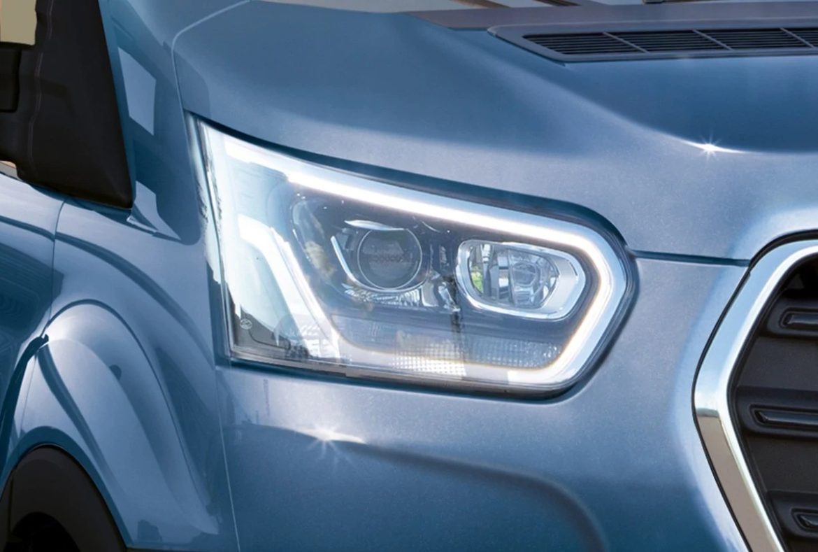 Ford Transit chassis, faro anteriore - 03