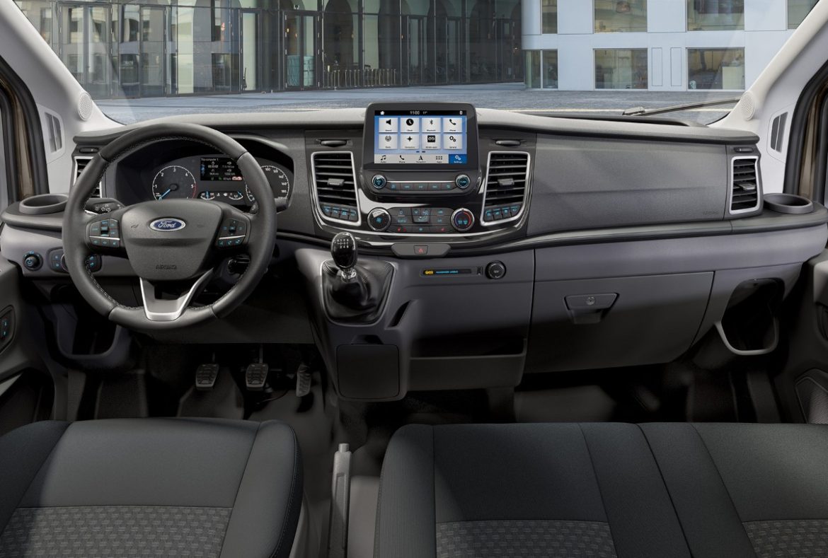 Ford Transit minibus, interno cruscotto- 05