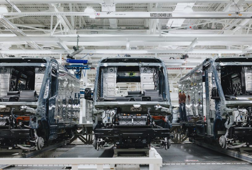 Furgone elettrico Amazon Rivian_4