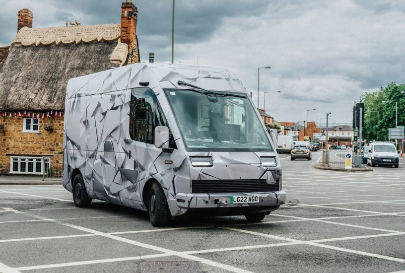 Furgone elettrico Arrival