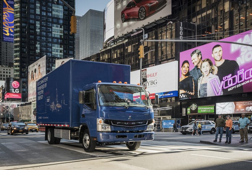 FUSO eCanter: Markteinführung des ersten vollelektrischen Lkw aus Serienproduktion
