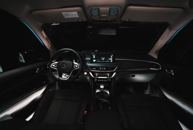 G7-interior-scaled-1