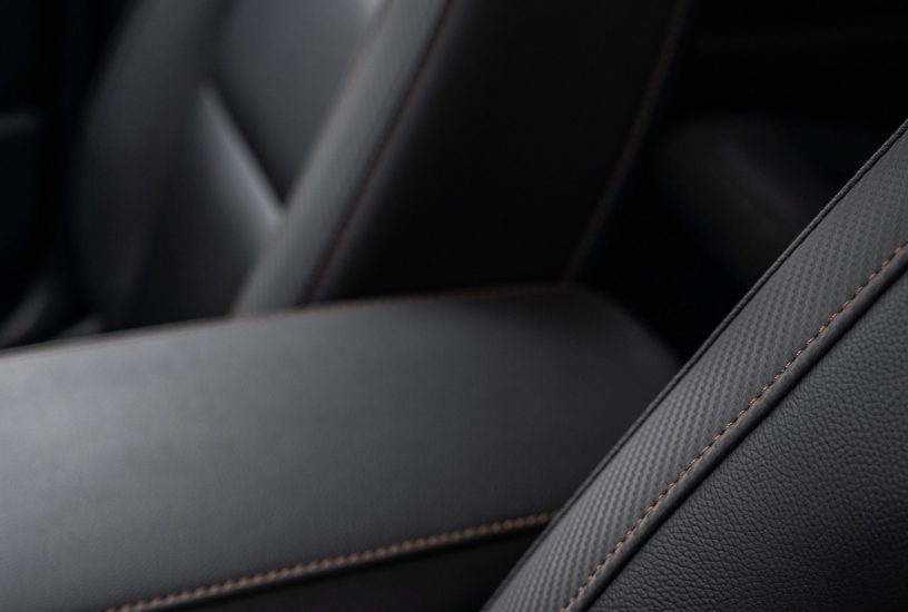 GMC Canyon 2021 dettaglio sedili