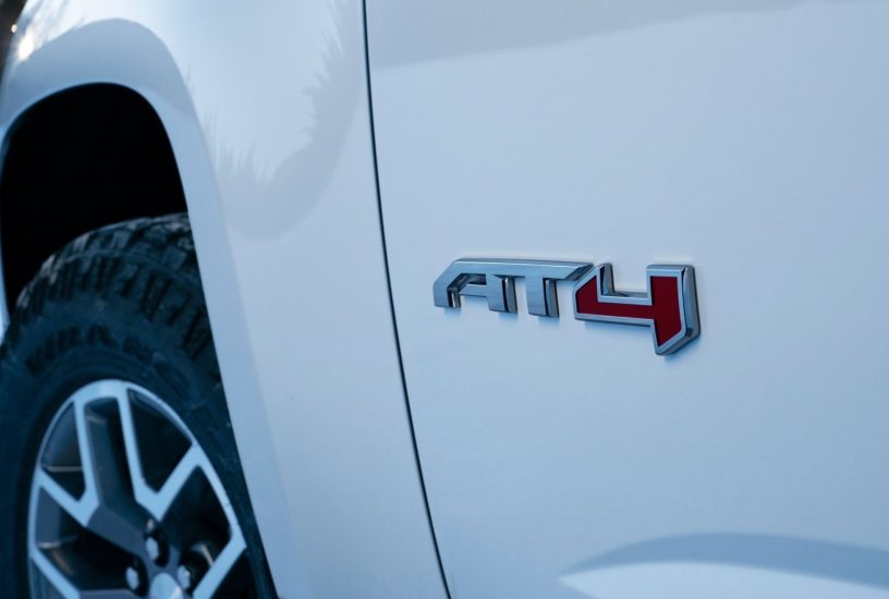 GMC Canyon 2021 logo AT4