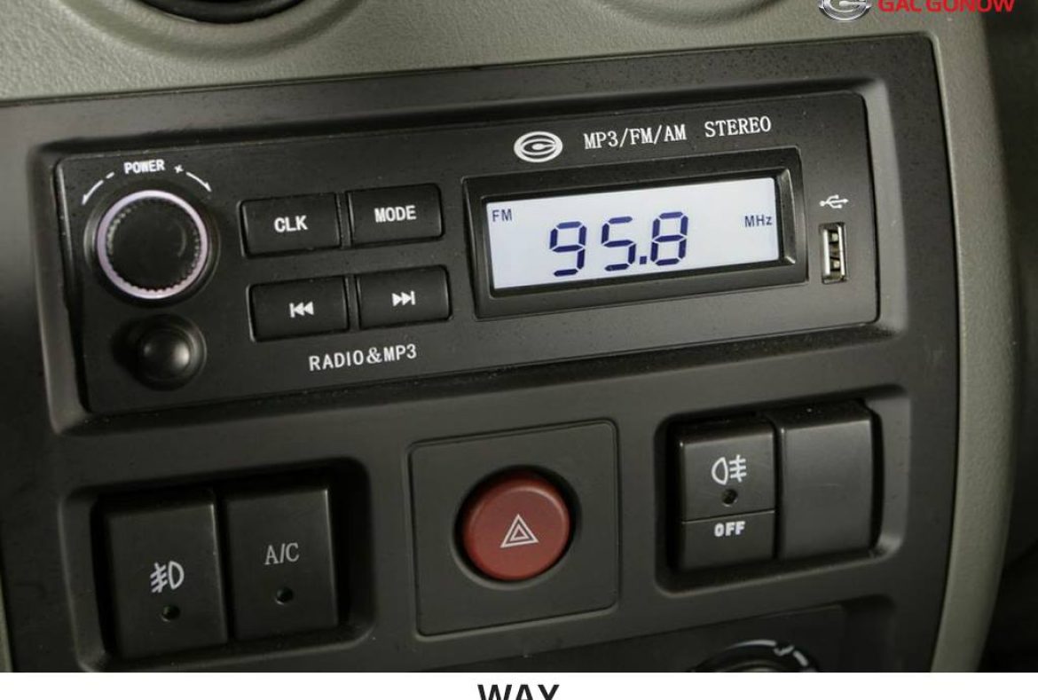 Gac Gonow Way, quadro comandi- 02