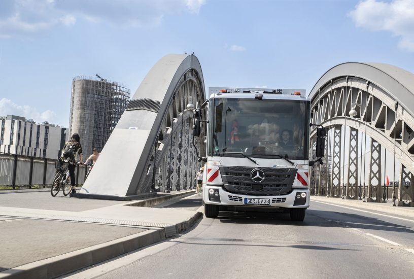 Mercedes-Benz Trucks präsentiert auf der IFAT 2022 in München nachhaltige kommunale MobilitätslösungenMercedes-Benz Trucks showcases sustainable municipal mobility solutions at IFAT 2022 in Munich
