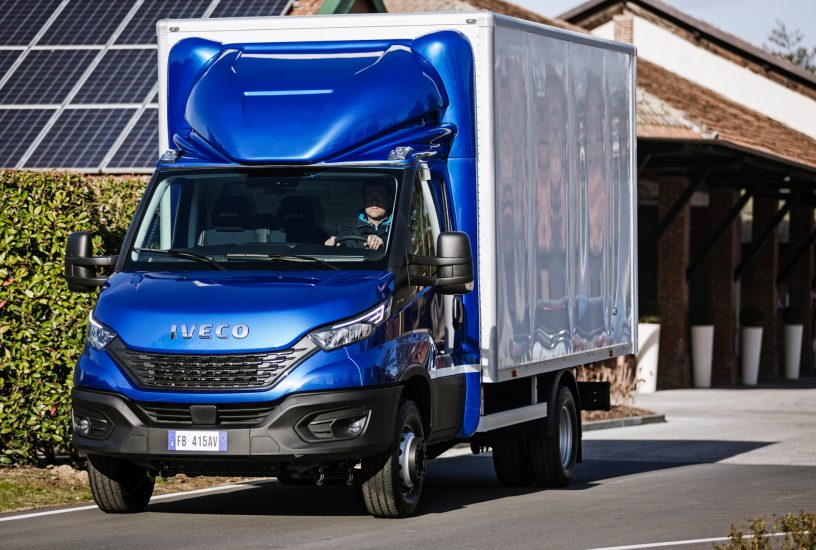 Iveco Daily 2019 Cab Box 2