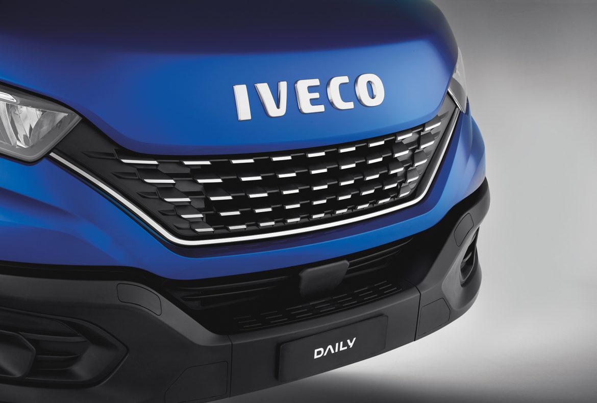 Iveco Daily, dettaglio mascherina - 09