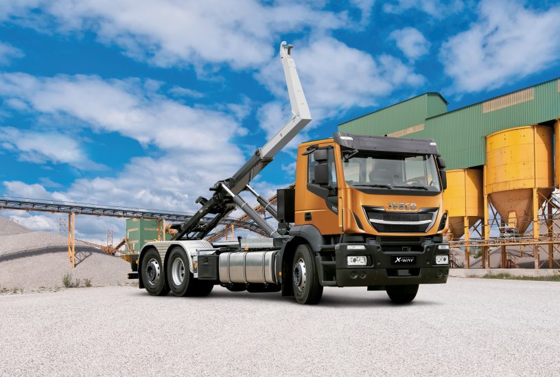 iveco-stralis-x-way-hooklifter