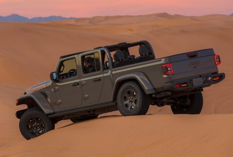 Jeep Gladiator Mojave tre quarti posteriore