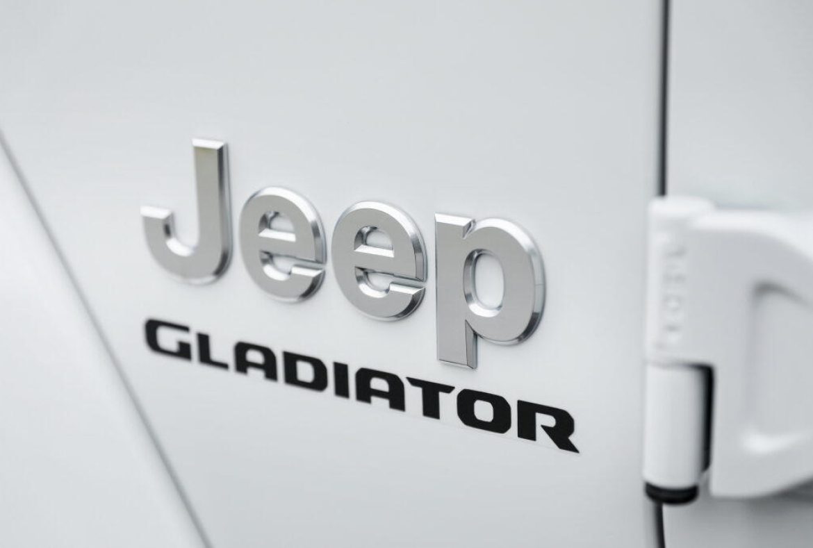 Jeep Gladiator Overland- 17