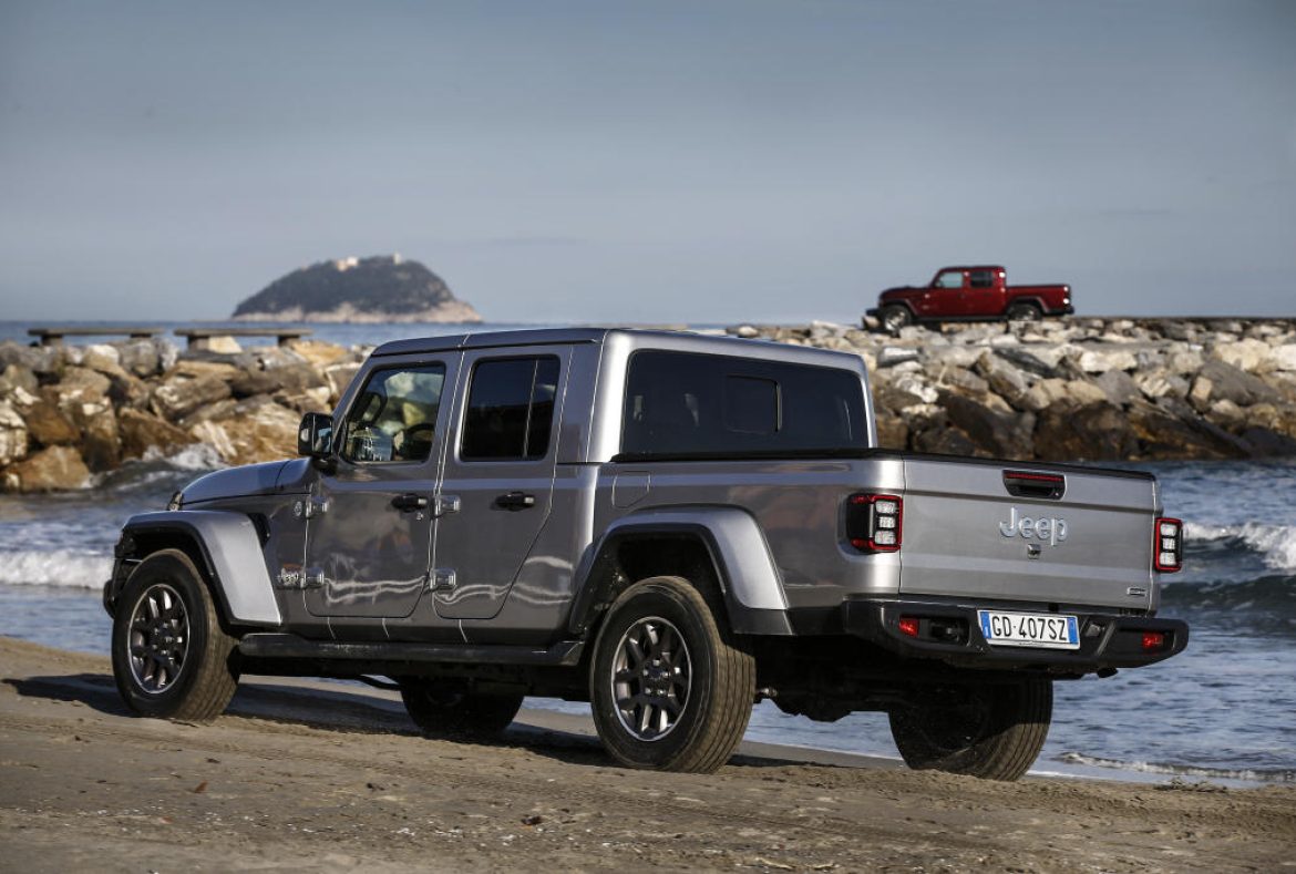 Jeep Gladiator Overland- 20