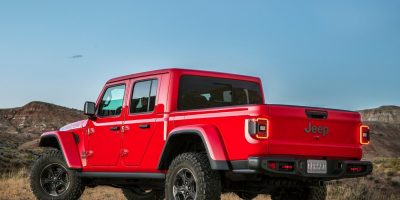 Jeep Gladiator: la Wrangler diventa pick-up
