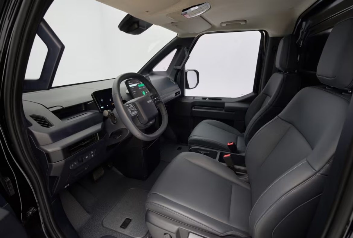 Kia PV5 Cargo interno abitacolo-05