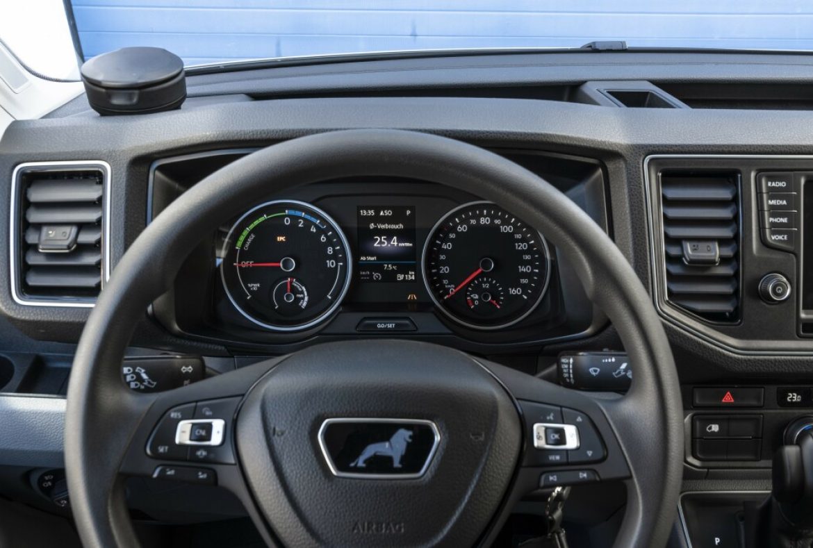 MAN eTGE Furgone elettrico comandi- 03