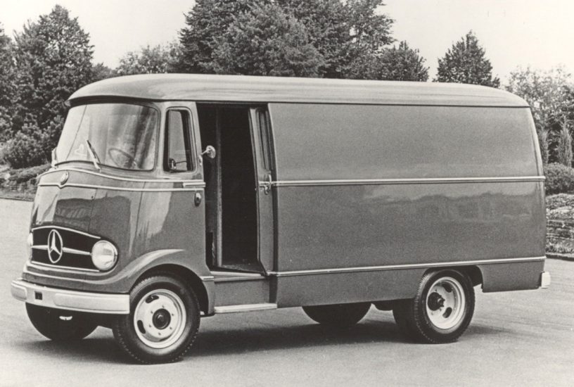 MERCEDES BENZ L 319