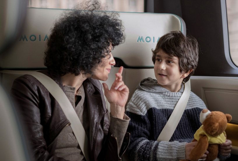 MOIA präsentiert Ride-Pooling-Konzept mit weltweit erstem elektrischen Ridesharing-Fahrzeug