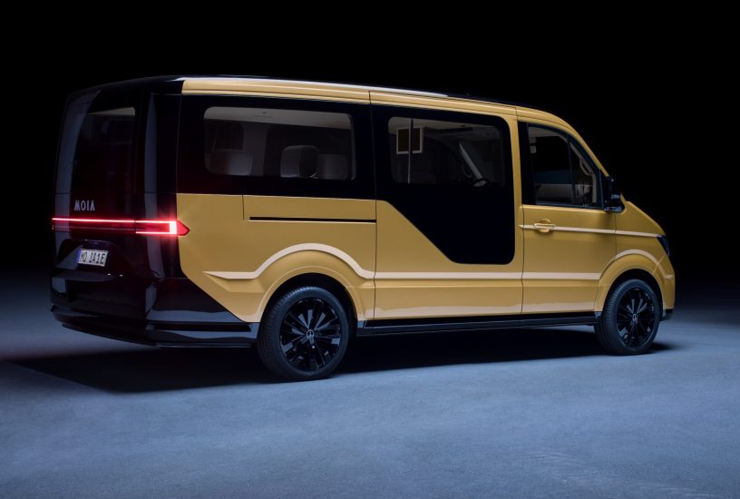 MOIA ride pooling tre quarti posteriore 2