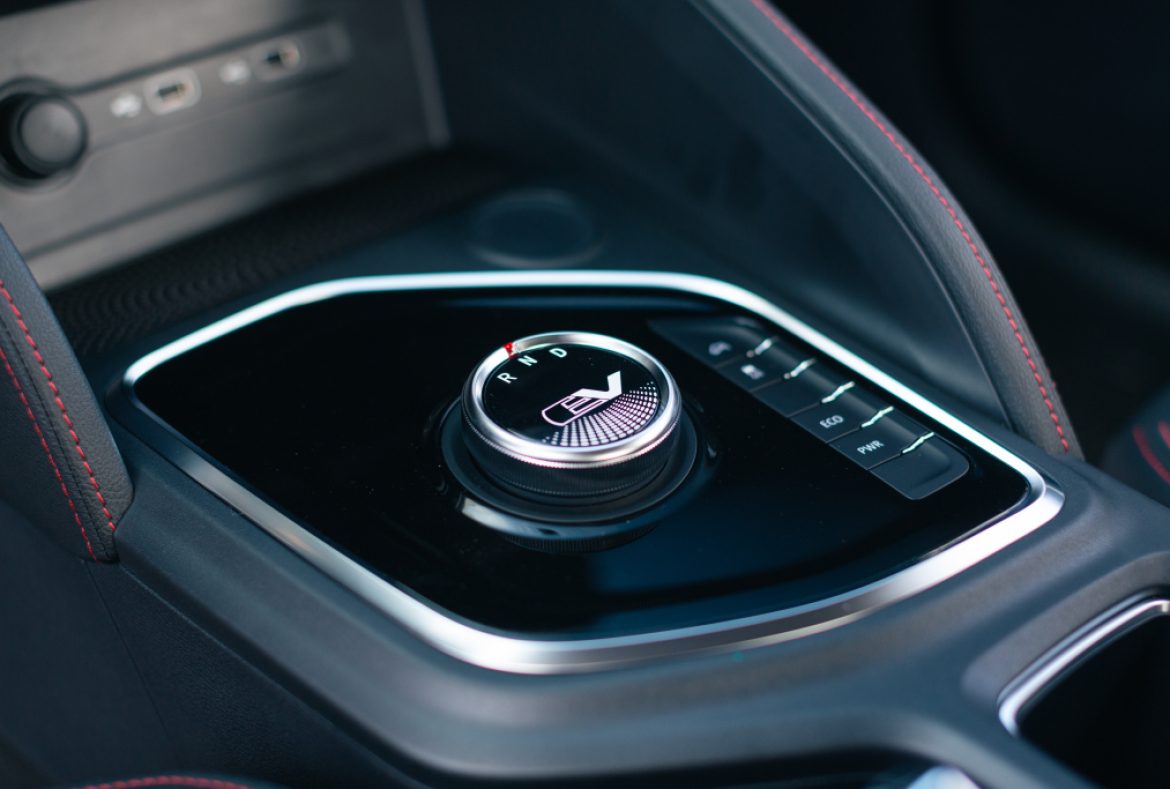 Maxus T90 EV comandi modalita di guida-18