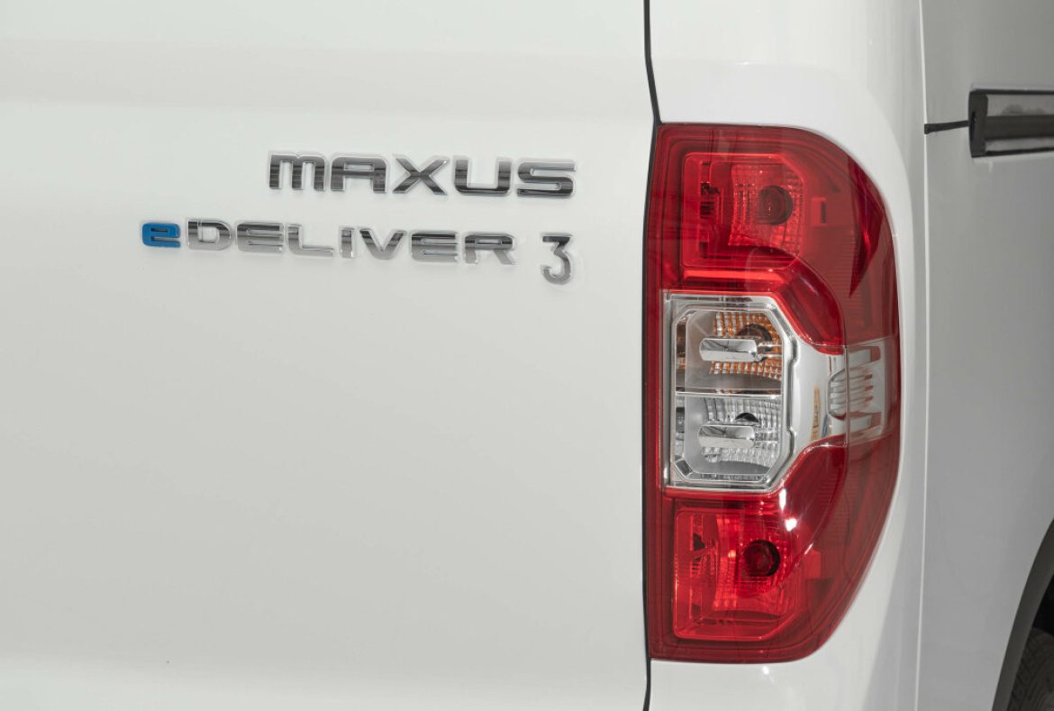 Maxus eDeliver 3, dettaglio luci posteriori -24