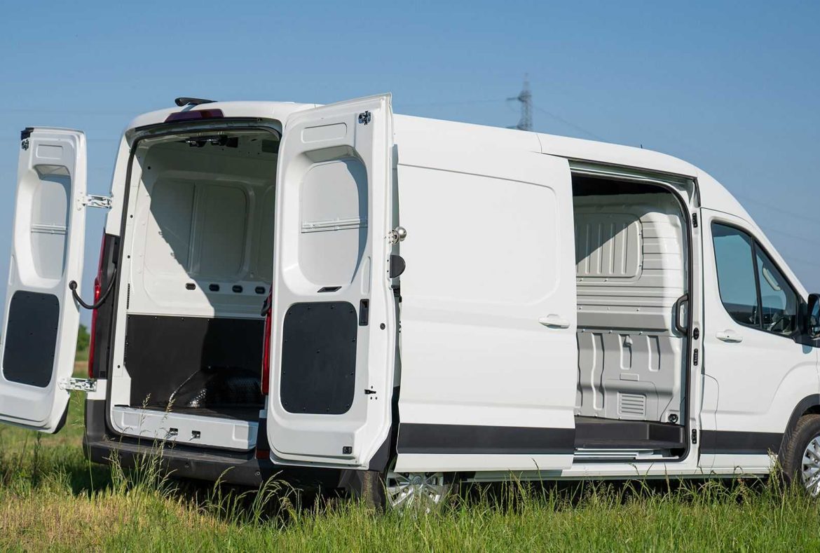 Maxus eDeliver 9 -04