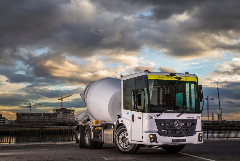 Mercedes-Benz Econic 2630

Mercedes-Benz Econic 2630