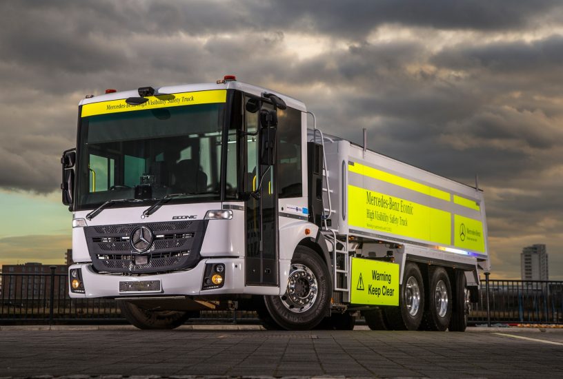 Mercedes-Benz Econic 3235

Mercedes-Benz Econic 3235