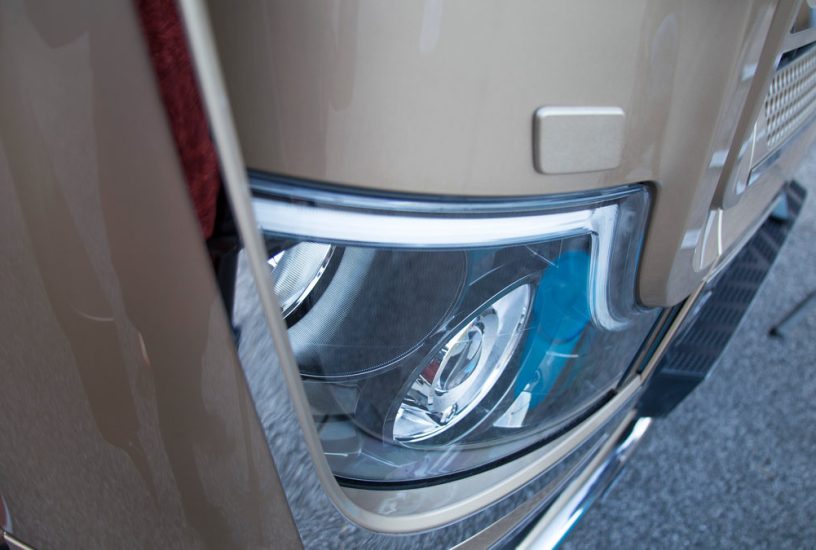 Mercedes-Benz Actros Iconic Edition_7