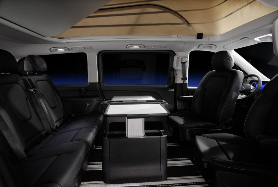 Mercedes Classe V Marco Polo Horizon 2025, interno tavolino centrale-14