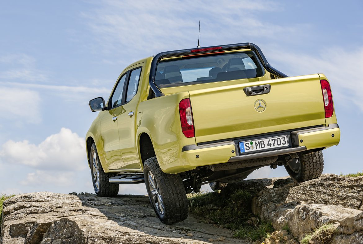 Mercedes Benz Classe X, posteriore