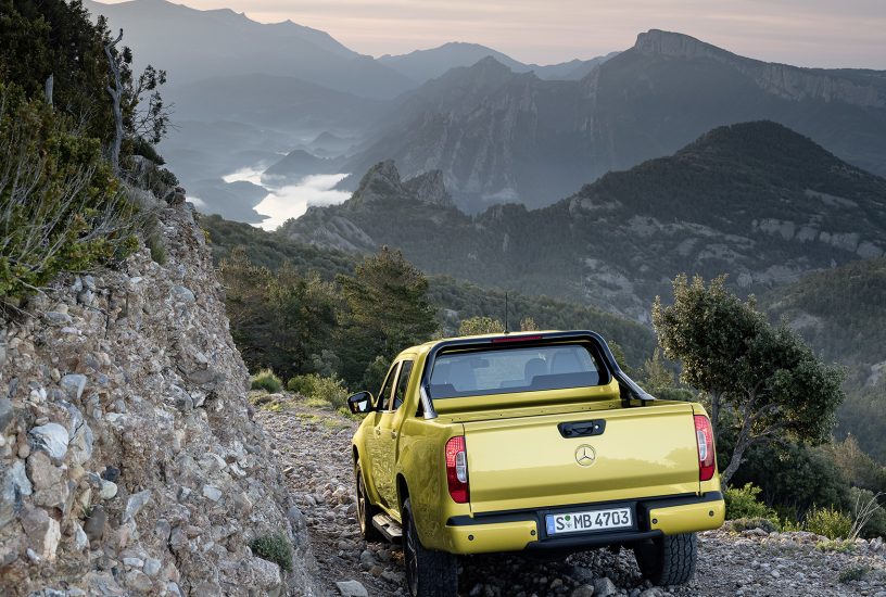 Mercedes Benz Classe X, posteriore