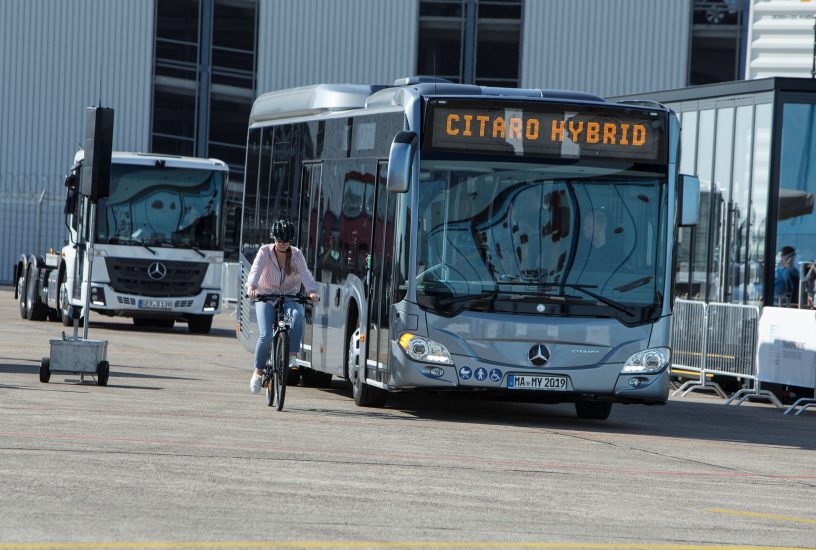 Daimler auf der IAA 2018 in Hannover – Product Experience, 18. September 2018

Daimler at the IAA 2018 in Hanover – Product Experience, 18 September 2018