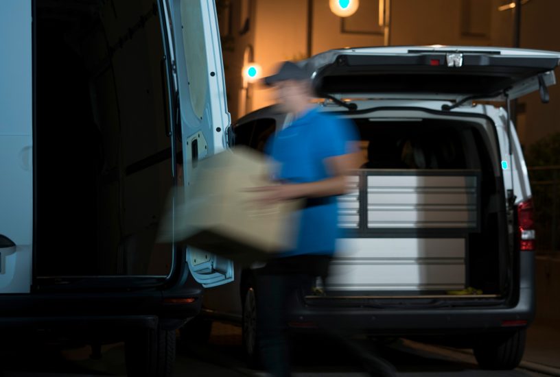 Mercedes-Benz Vans In-Van Delivery & ReturnMercedes-Benz Vans In-Van Delivery & Return