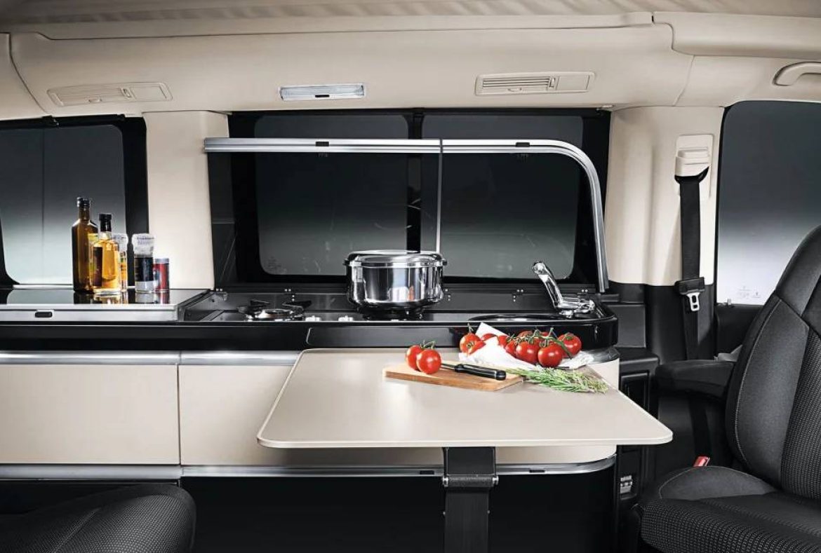 Mercedes Marco Polo, interni - 11