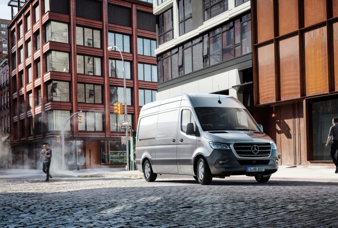 Mercedes Sprinter furgone - 01