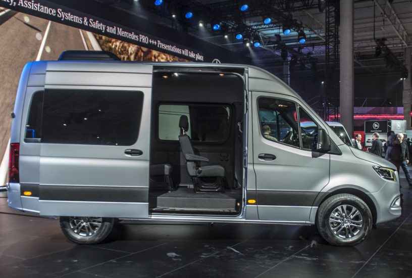 Mercedes Sprinter people mover profilo aperto