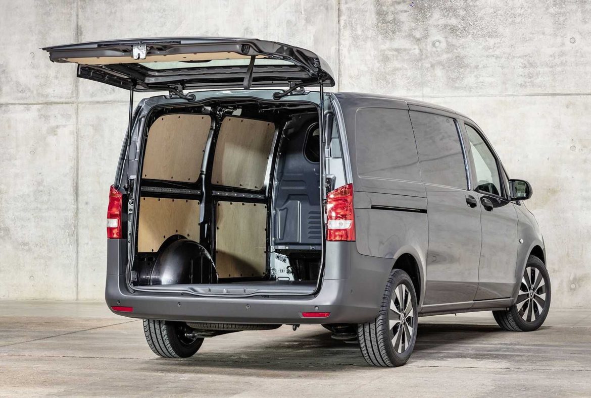 Mercedes Vito Furgone, portellone posteriore aperto - 24