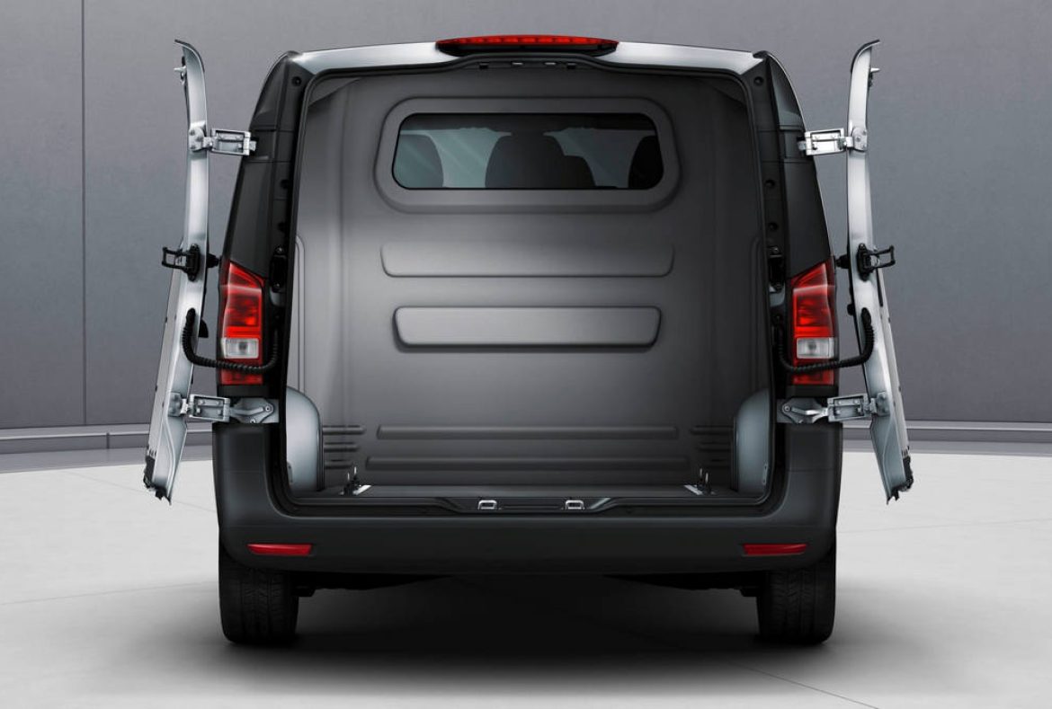 Mercedes Vito Mixto, Visibilità posteriore anche con il divisorio