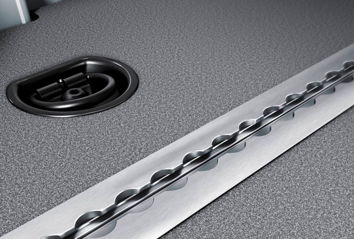 Mercedes Vito Mixto, sistema di guide ancorato nel pianale p