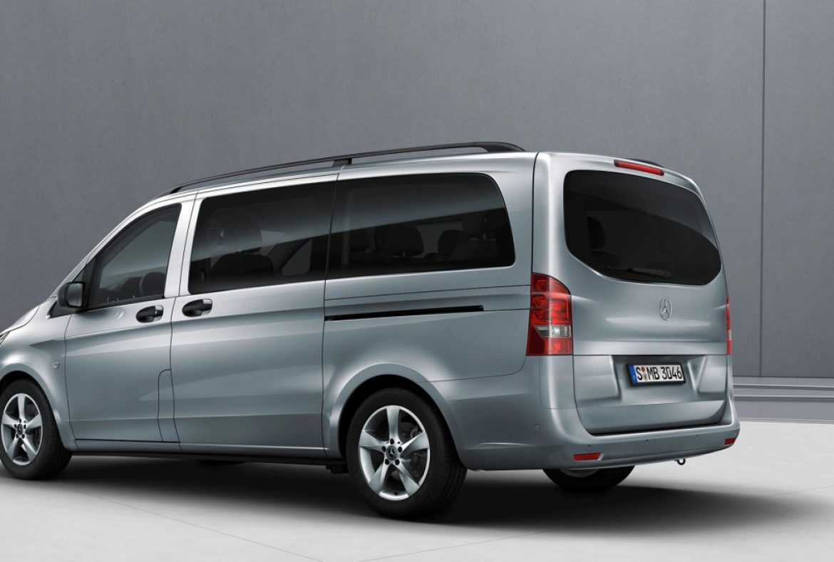 Mercedes Vito Tourer, tre quarti posteriore -05