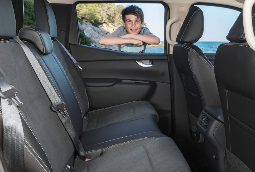 mercedes-classe-x-sedili-posteriori