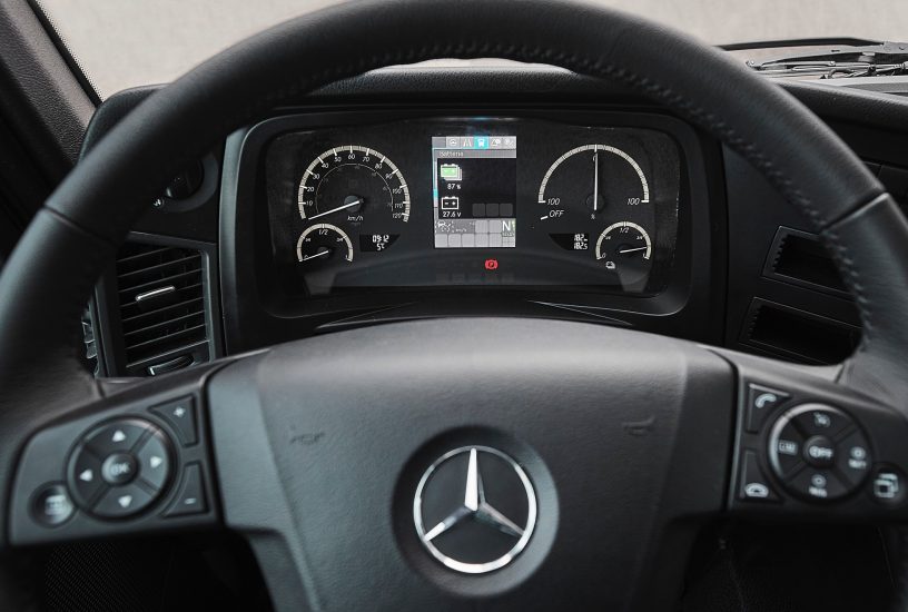 Vollelektrische Mercedes-Benz Lkw für den schweren Verteilerverkehr: Nachhaltig, vollelektrisch und leise: Mercedes-Benz eActros geht 2018 in den Kundeneinsatz