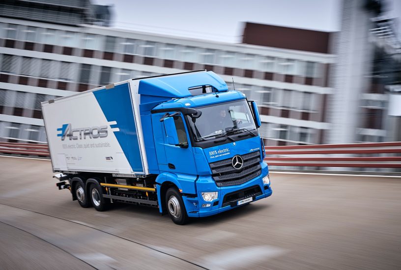 Vollelektrische Mercedes-Benz Lkw für den schweren Verteilerverkehr: Nachhaltig, vollelektrisch und leise: Mercedes-Benz eActros geht 2018 in den Kundeneinsatz