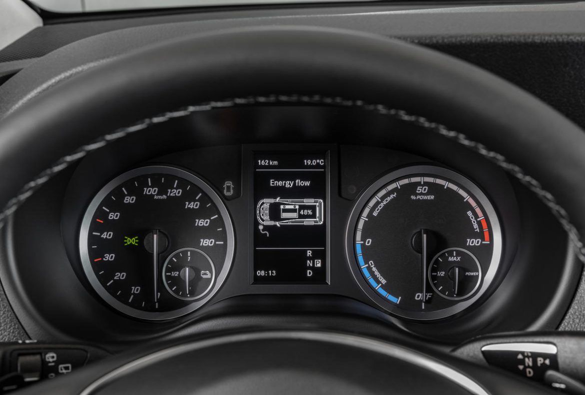 Mercedes eVito Tourer Elettrico, dettaglio volante in pelle - 18