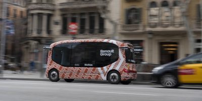 Guida autonoma per trasporti pubblici, Renault  accelera i test su strada in Spagna, Francia e Svizzera